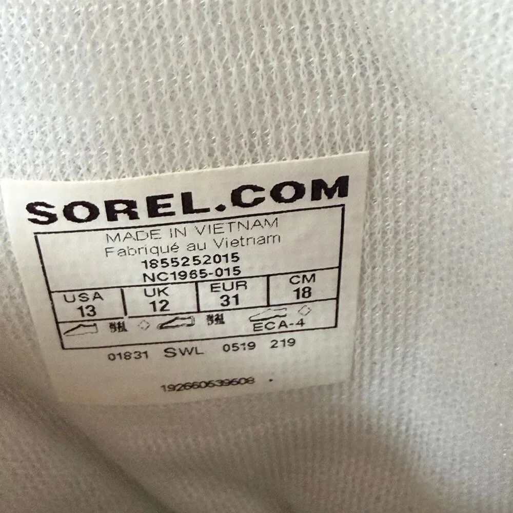 Sorel Children's Flurry Boot UNLINED Size 13